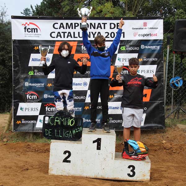 Nil Pallarès campeón de la Lliga Catalana de motocross infantil MX65 2021